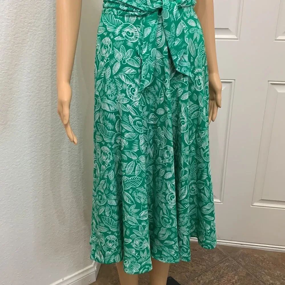 Silk Studio For Petites Size 4 💯% Silk Scoop Neck Sleeveless Green White Belted - Picture 5 of 13